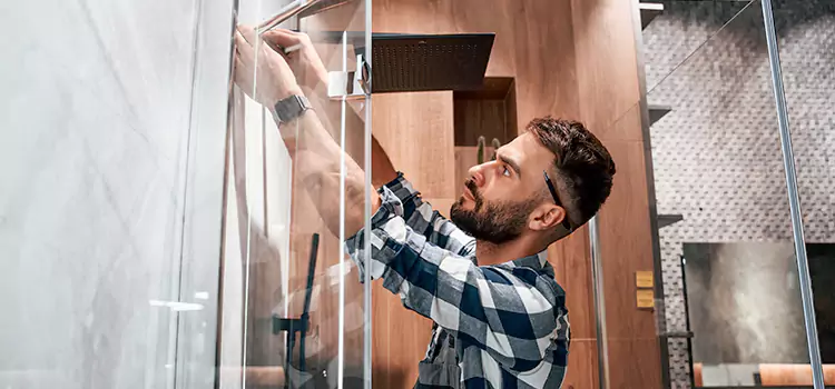 Replace Shower Doors with Frameless North Babylon