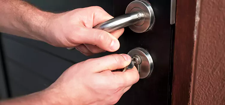 Door Closer Repair & Installation North Babylon